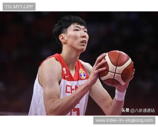 周琦横扫全场——篮球场上的“制胜之星” 周琦横扫全场——篮球场上的“制胜之星”